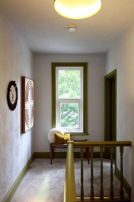 Lincoln Apartment Freshly Renovated Common Views Burton  Luaran gambar